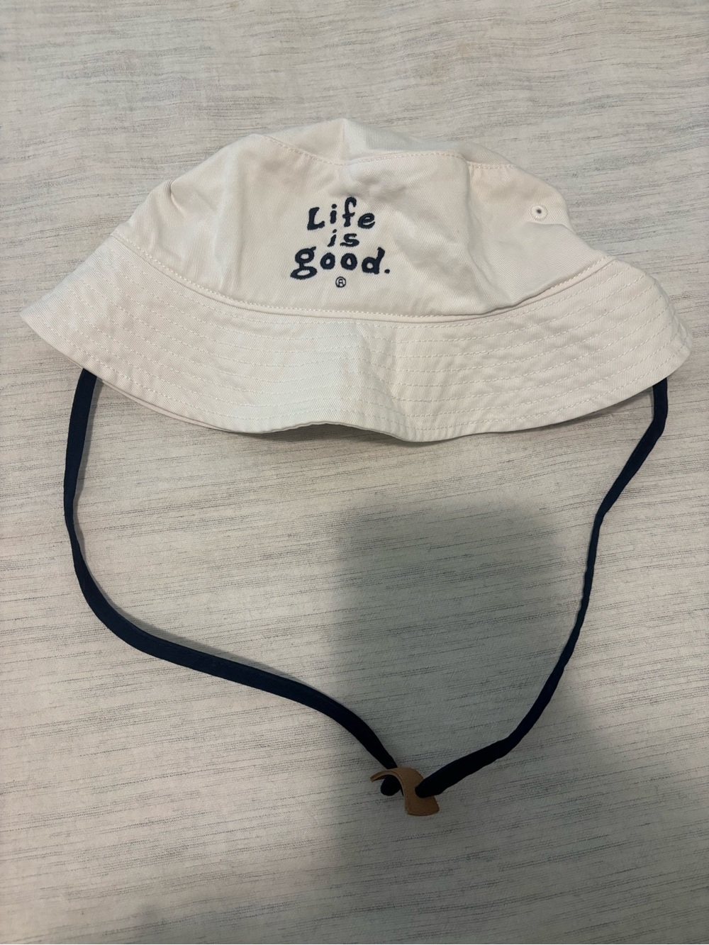 Life Is Good white Bucket Hat